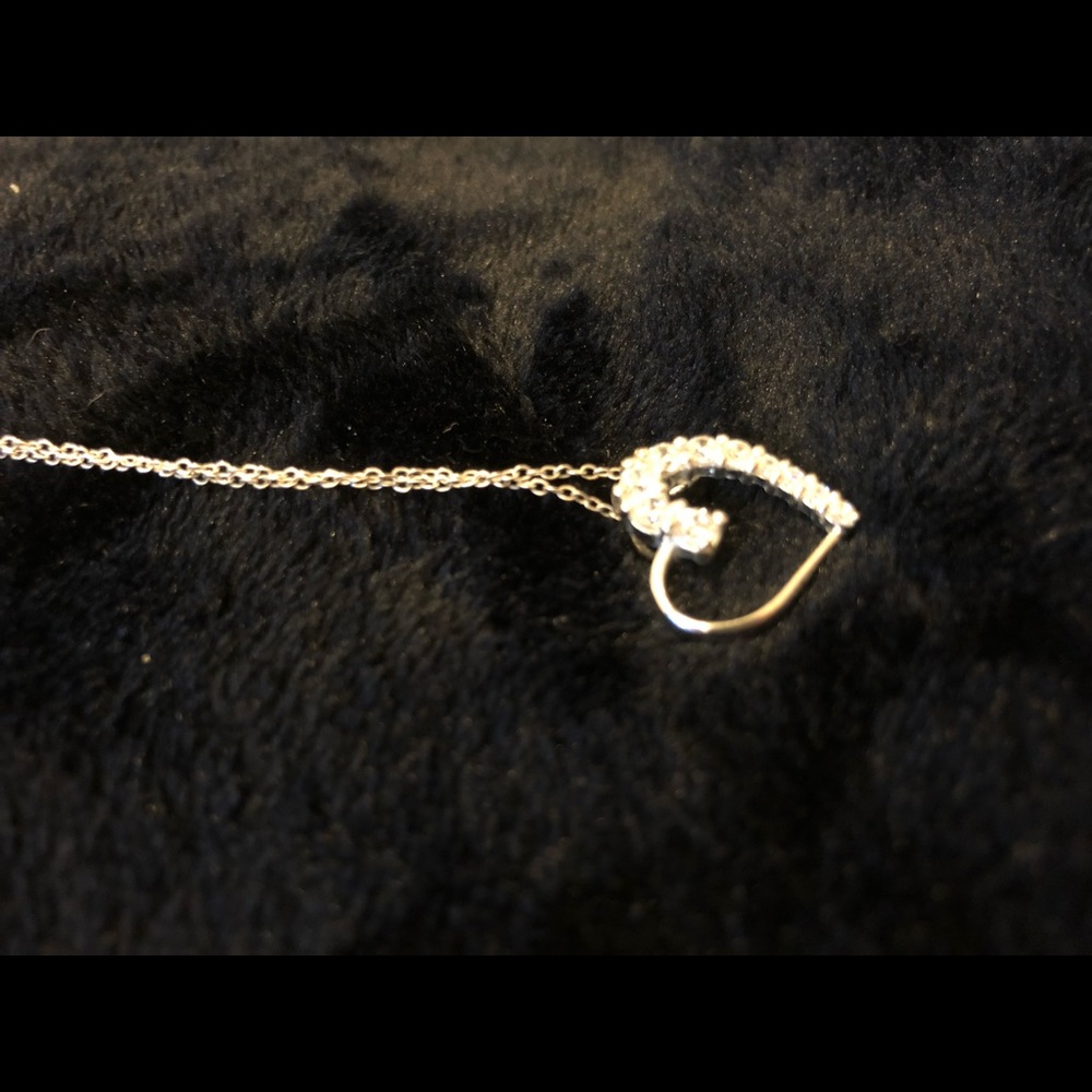 Heart necklace w/ box